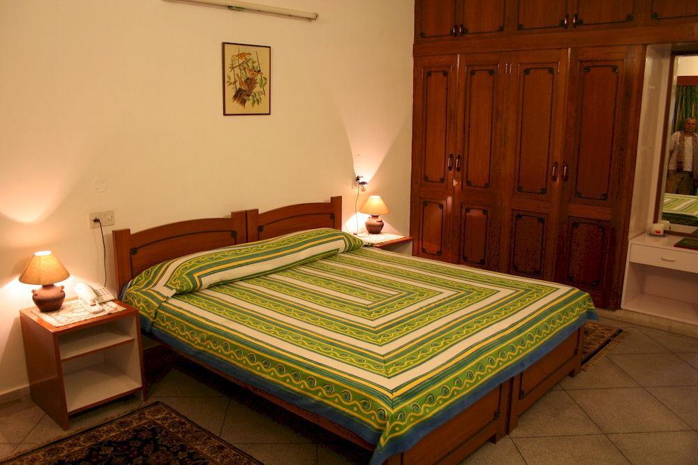Giri Homestay By Vista Rooms Jaipur Exteriör bild