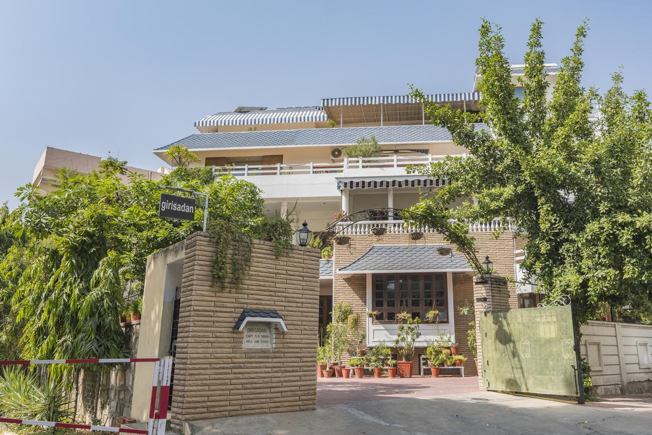 Giri Homestay By Vista Rooms Jaipur Exteriör bild
