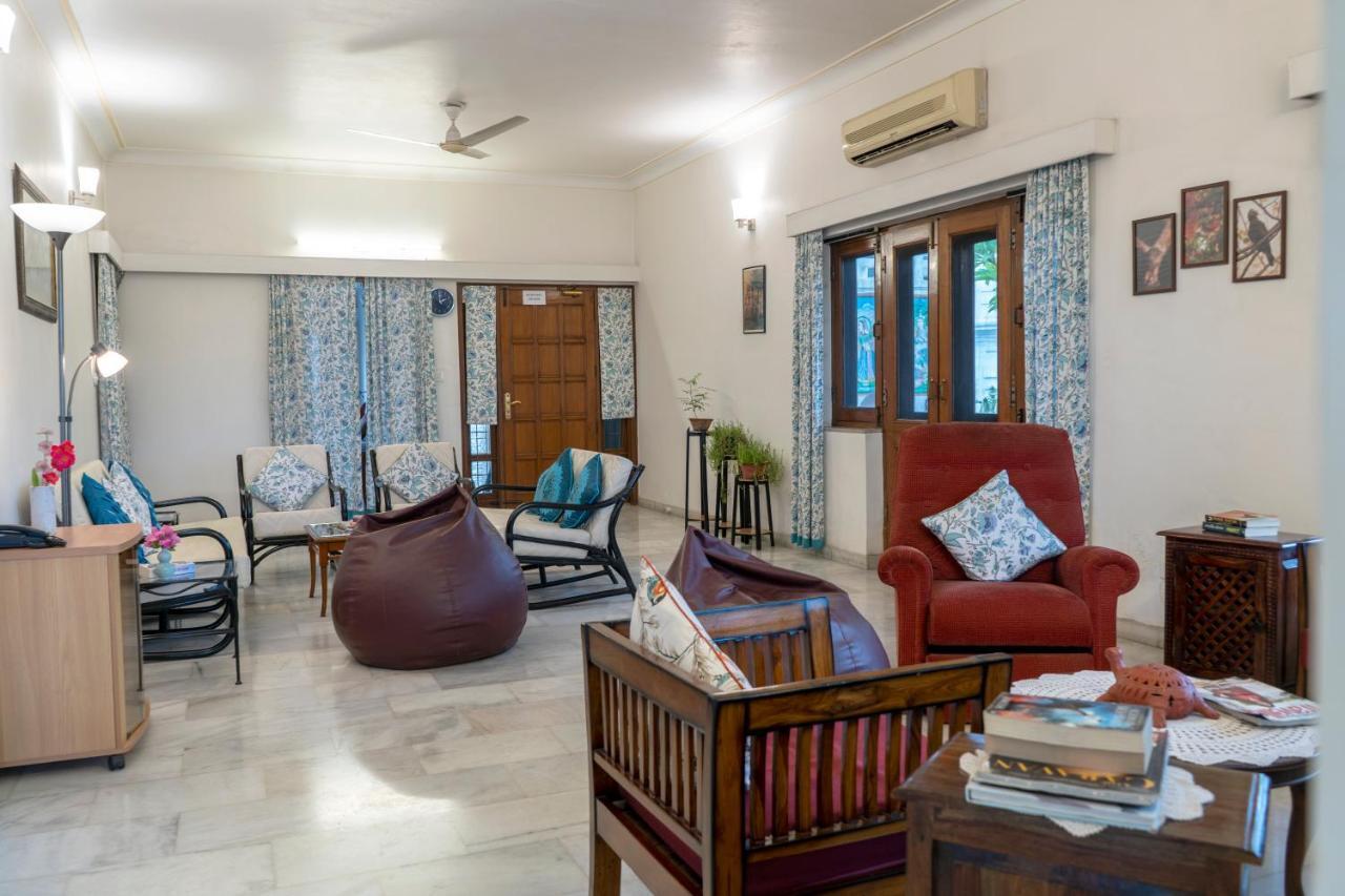 Giri Homestay By Vista Rooms Jaipur Exteriör bild