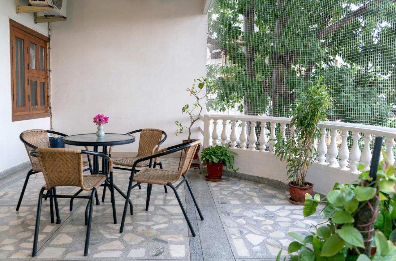 Giri Homestay By Vista Rooms Jaipur Exteriör bild